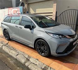 تۆیۆتا سیانا